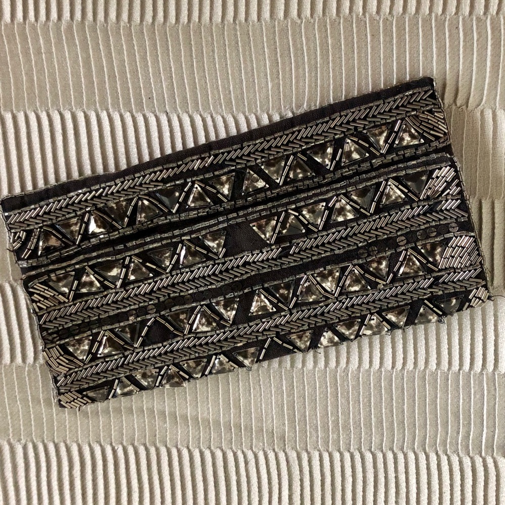 Sequence purse